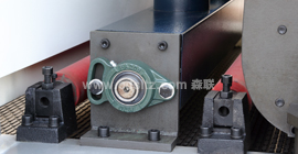 內(nèi)置毛刷除塵.jpg 內(nèi)置毛刷除塵.jpg