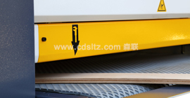 自動(dòng)測(cè)厚.jpg 自動(dòng)測(cè)厚.jpg