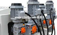 電機雙蝸桿減速器.jpg 電機雙蝸桿減速器.jpg