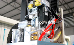 高精密五軸噴涂機(jī)頭集成.jpg 高精密五軸噴涂機(jī)頭集成.jpg