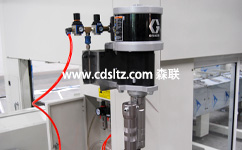 UV噴涂機(jī)美國(guó)固瑞克柱塞式泵浦.jpg UV噴涂機(jī)美國(guó)固瑞克柱塞式泵浦.jpg