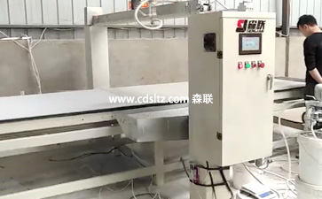 水包水多彩漆噴漆生產(chǎn)線.jpg 水包水多彩漆噴漆生產(chǎn)線.jpg