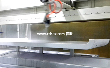 家具UV噴涂設(shè)備生產(chǎn)線面部UV自動(dòng)噴涂.jpg 家具UV噴涂設(shè)備生產(chǎn)線面部UV自動(dòng)噴涂.jpg