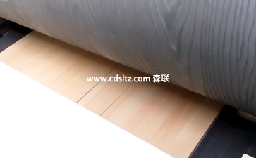 指接板自動(dòng)壓紋.jpg 指接板自動(dòng)壓紋.jpg