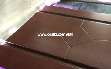 木門UV底漆噴涂效果.jpg 木門UV底漆噴涂效果.jpg